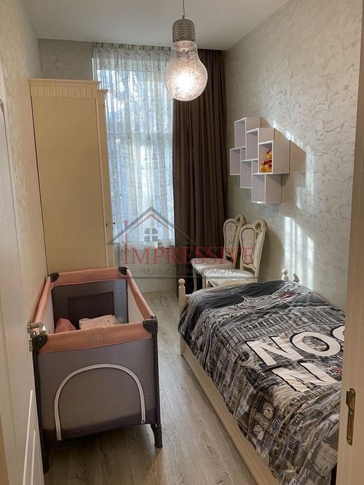 Дава се под наем Тристаен апартамент в Варна, Гръцка махала - 74 кв.м за 765 € - Снимка #6