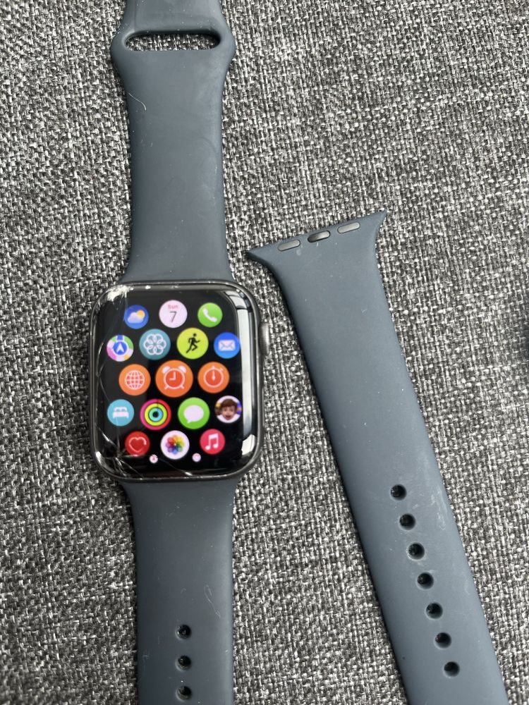 Apple watch SE за части