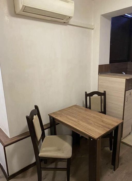 Дава се под наем Едностаен апартамент в Пловдив, Въстанически - 40 кв.м за 200 € - Снимка #2