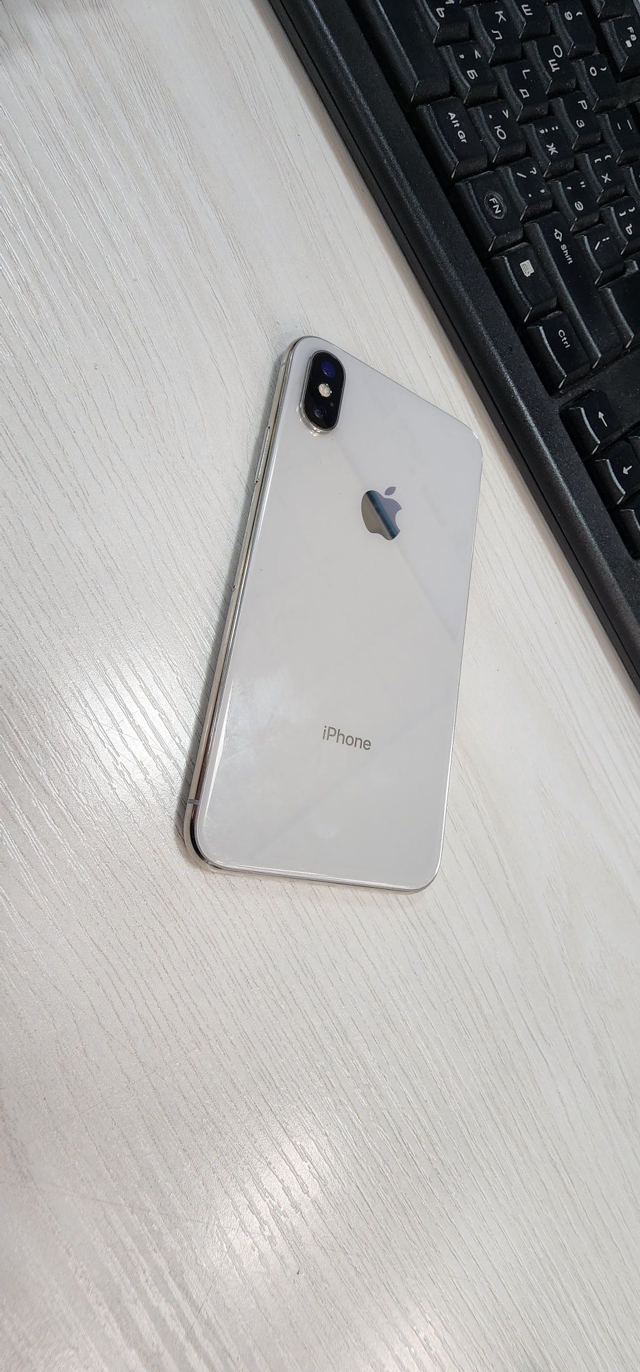 Iphone X LL/A 256GB White Karobka dk ideal Sastayana srochna