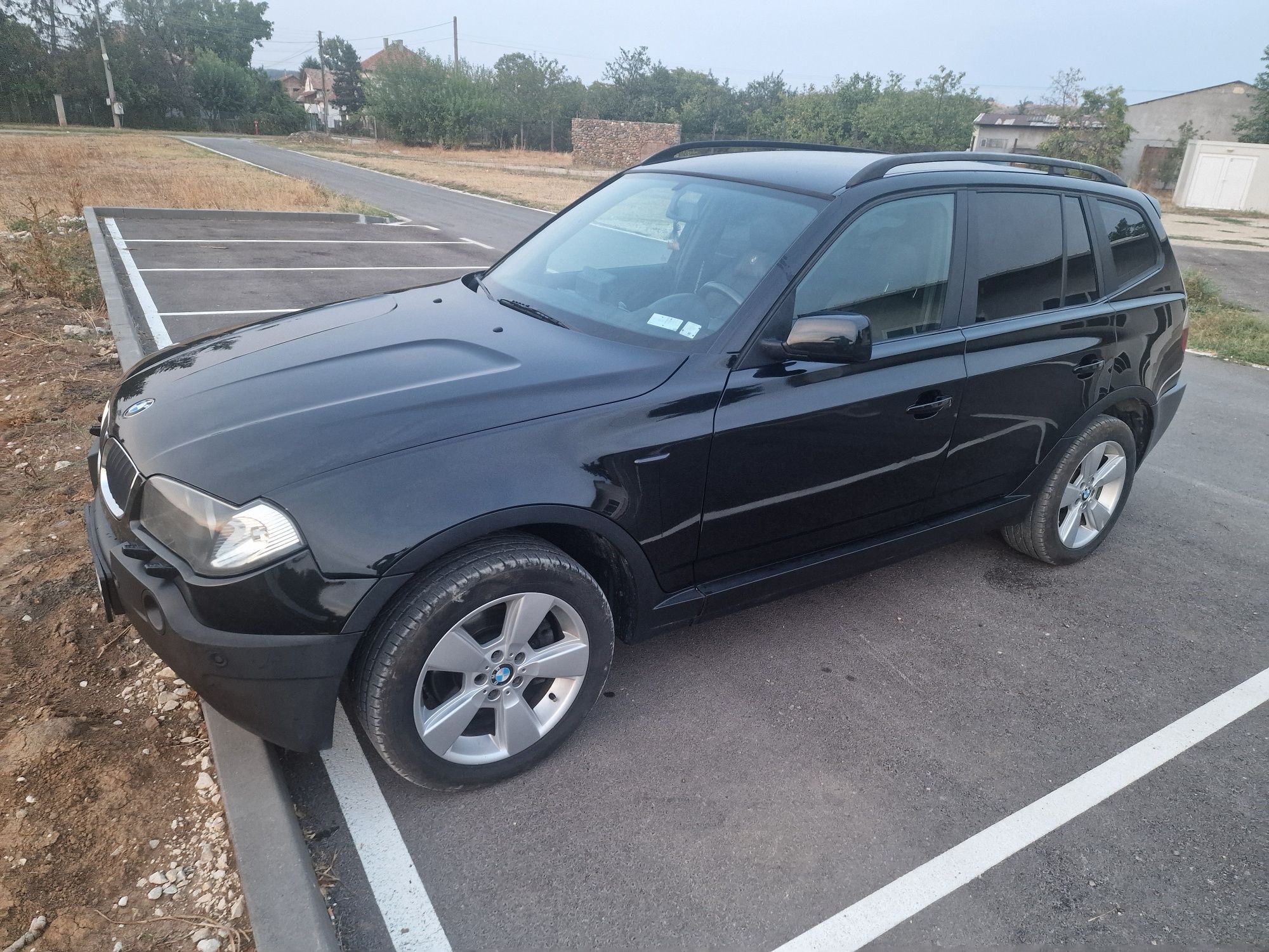 BMW X3  2.0    150кс