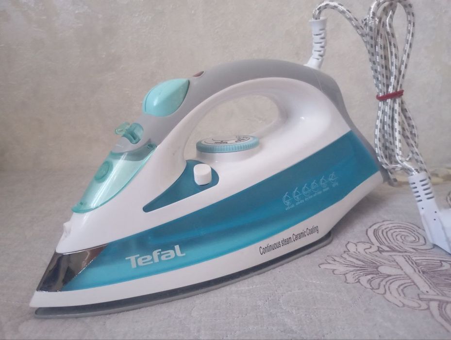 Продается утюг Тефаль в идеальном состоянии