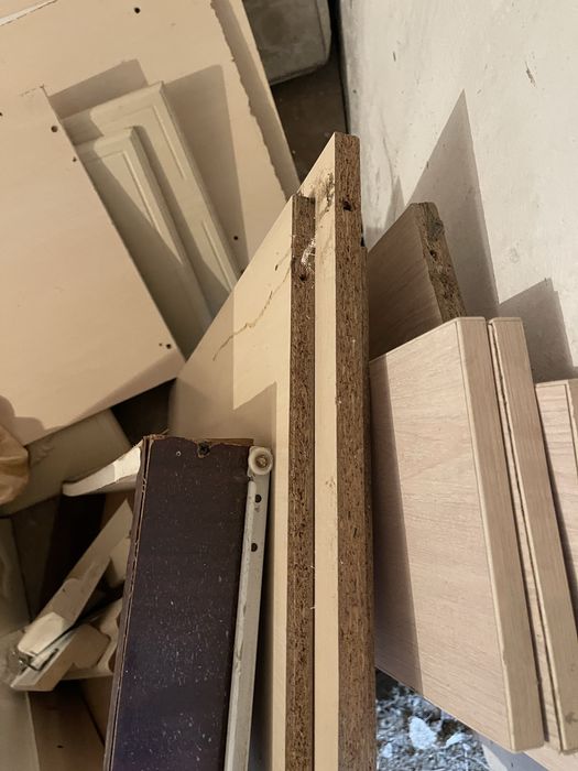 Mebel spalni shfanir tremo srochna sotiladi arzon narxda