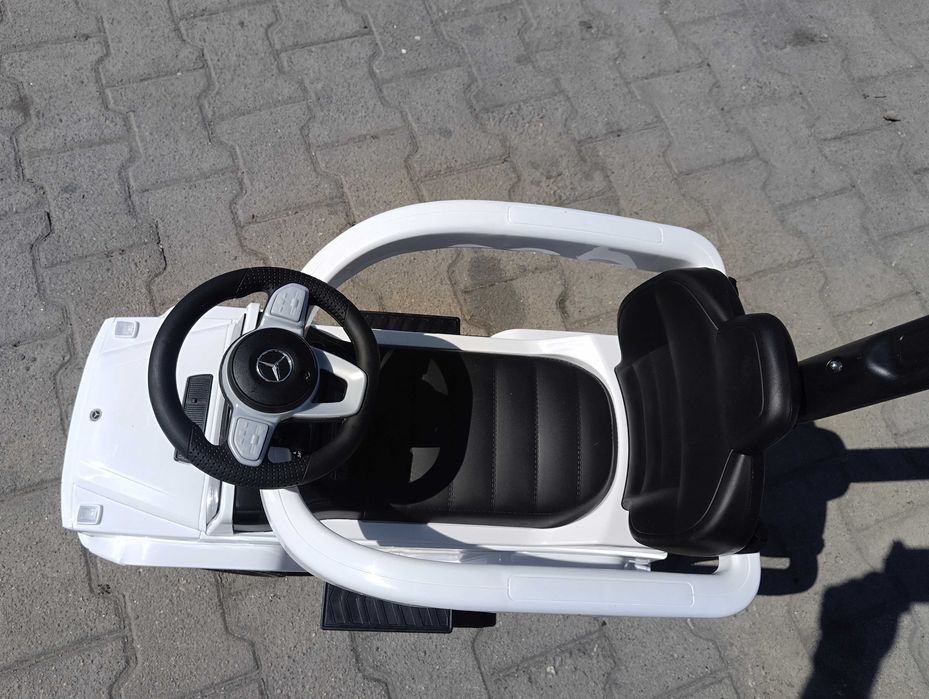 MERCEDES Кола за яздене с дръжка Mercedes-benz G350d бял