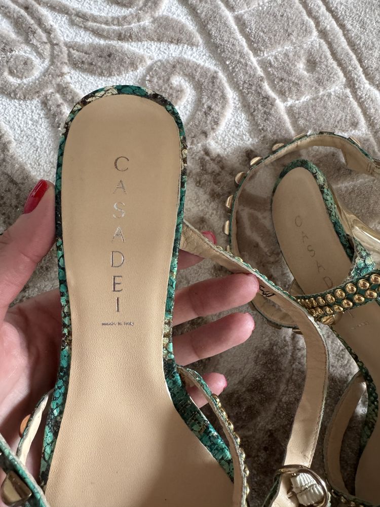 Дамски сандали Casadei