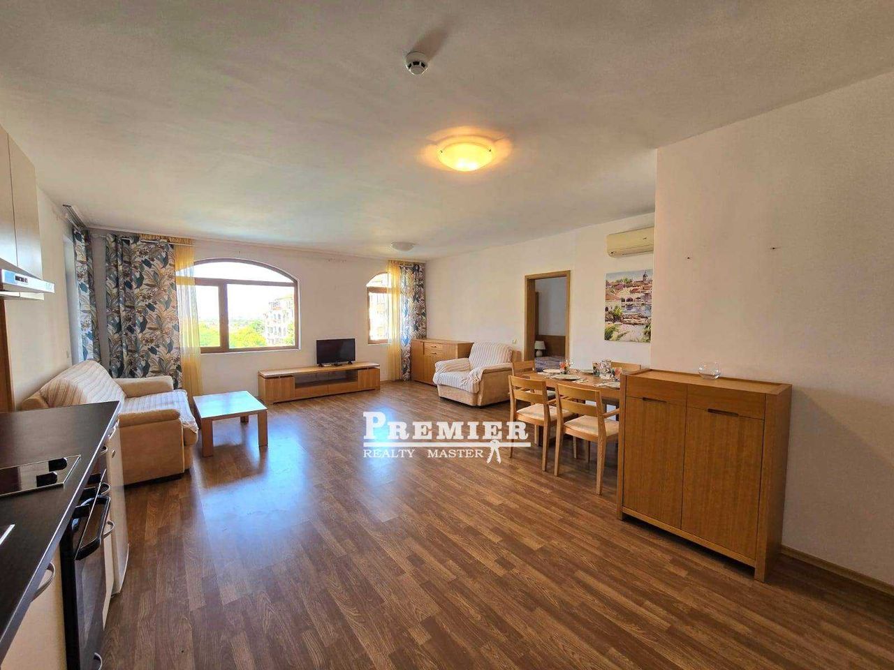 Продава се Тристаен апартамент в Ахелой - 88 кв.м за 790 €/кв.м - Снимка #1