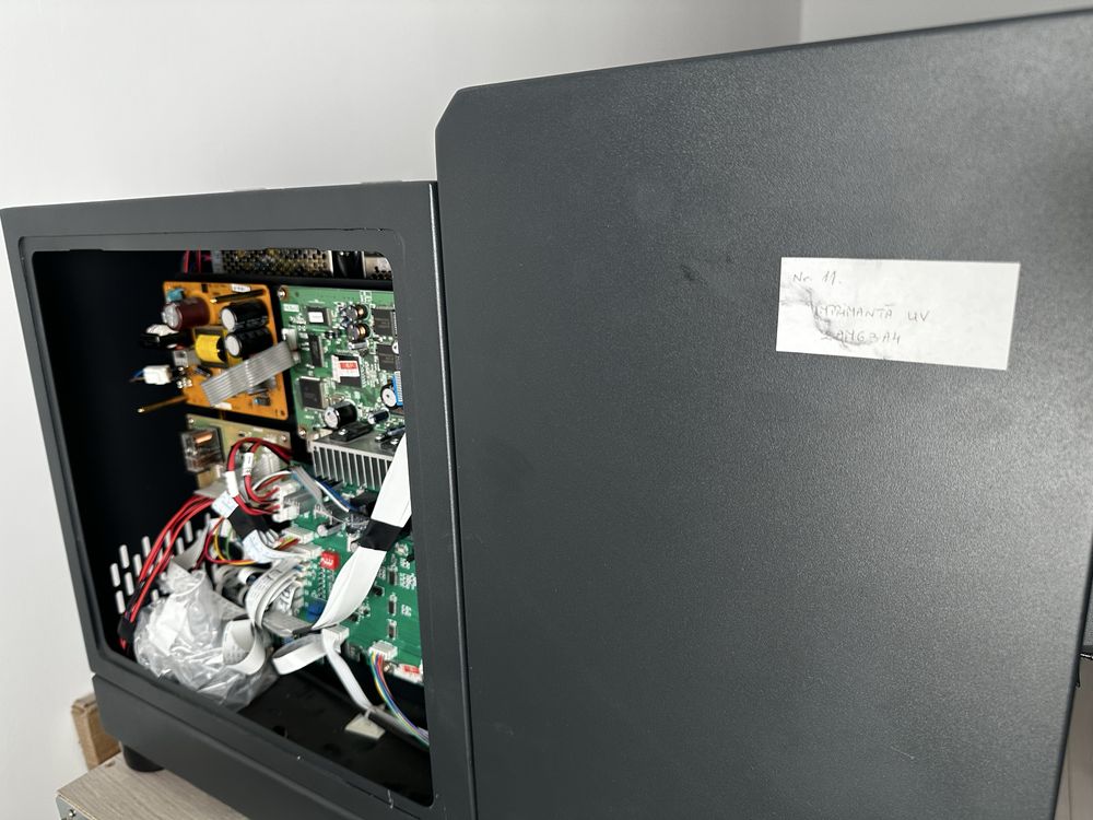Imprimanta UV Artisjet + cap de printare