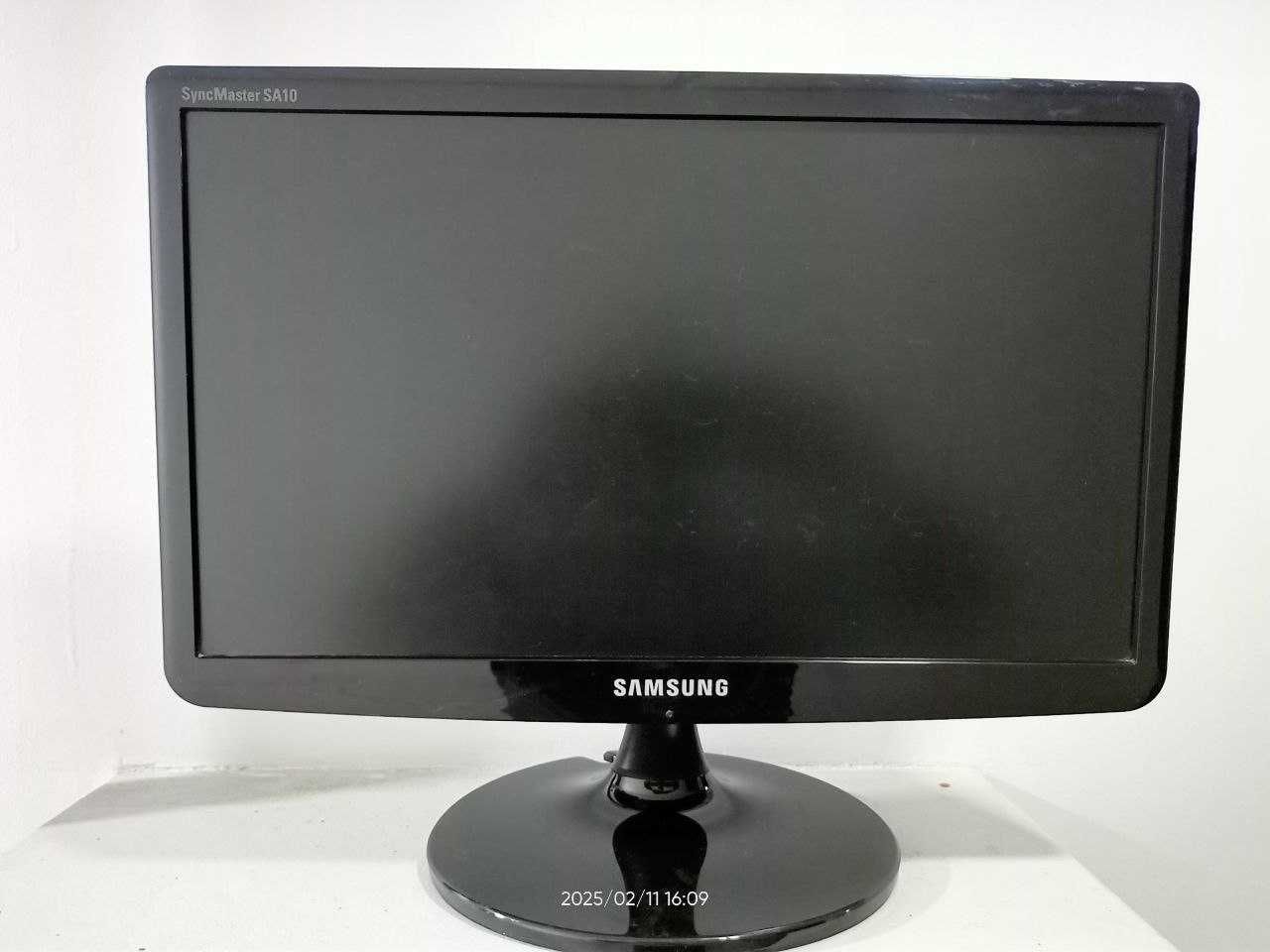 Продам мониторы LG и Samsung 5 шт.