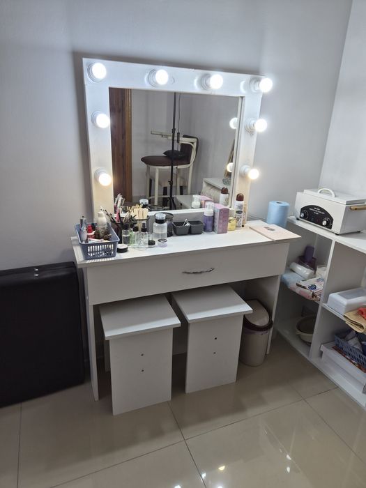 комплект мебели для бьюти-мастера / визажиста / бровиста