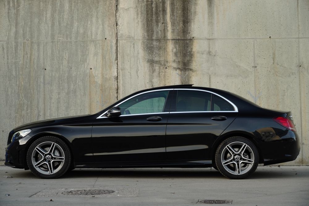 Mercedes Benz C200 d T 9-G tronic AMG line model 2020 facelift