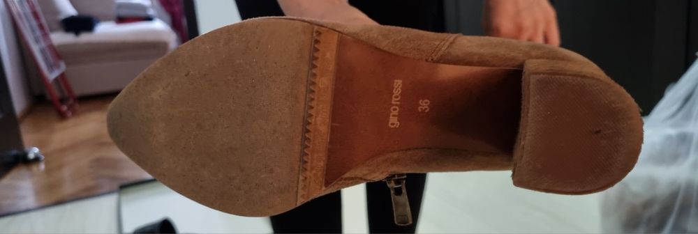 Cizme de piele Muschetar Gino Rossi marimea 36