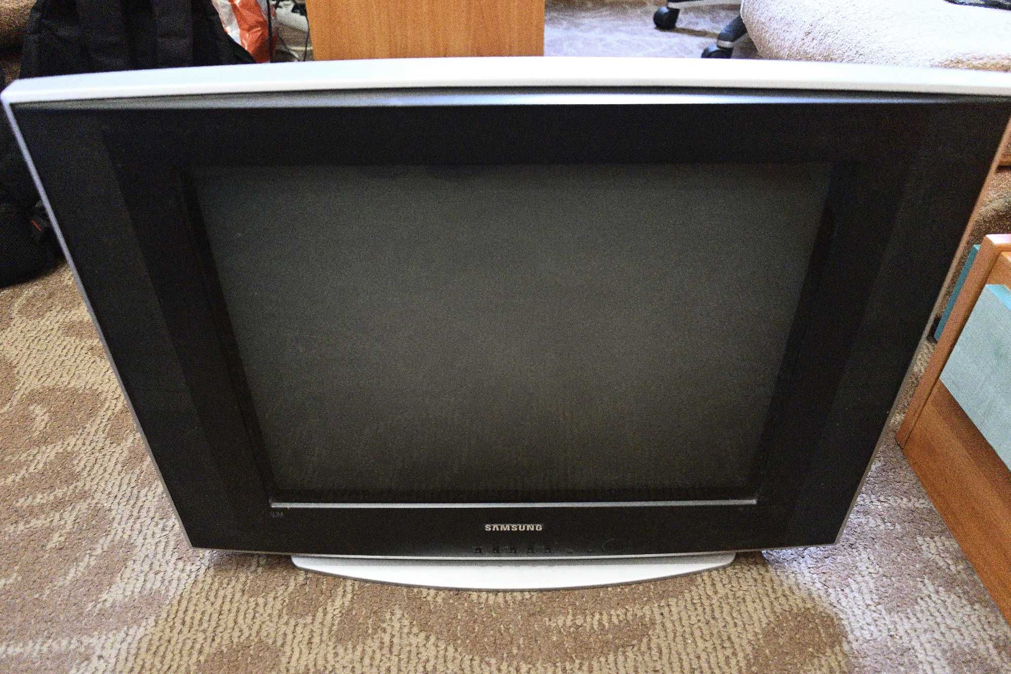 Телевизор Samsung CW-21Z503N 21 инча