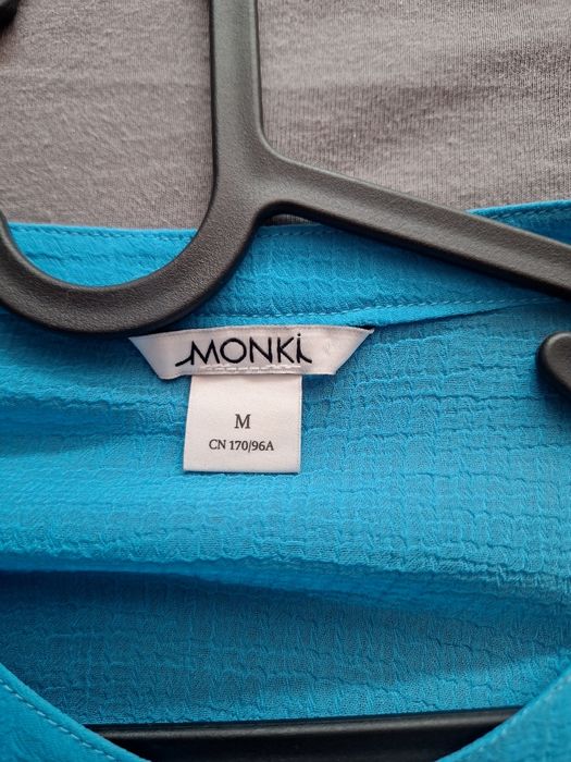 Дамски блузи - Zara и Monki