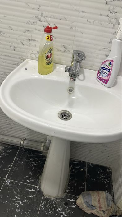 Продам унитаз раковина ванную