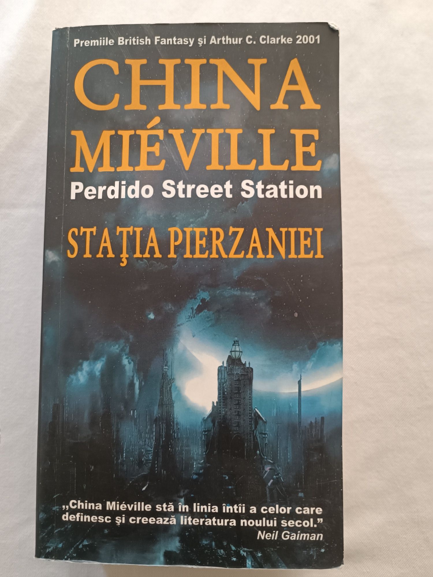 China Mieville - Statia pierzaniei