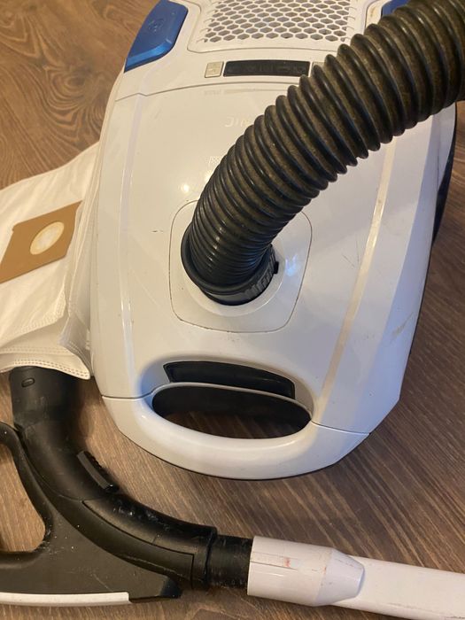 Aspirator cu sac König