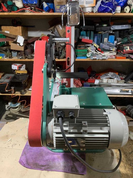 Polizor cu banda / Belt grinder