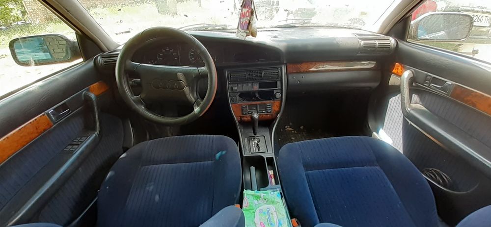 Audi 100 v6 2.8 avtomat na chasti