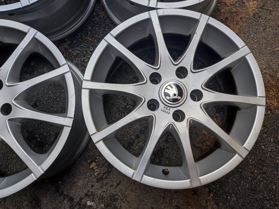 Фолксваген/VW; Skoda- 16 цола 5x112; 4 бр. лети джанти