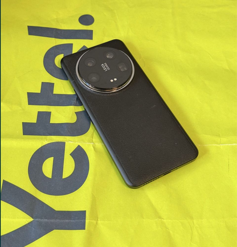 КАТО НОВ 512GB Xiaomi 14 Ultra 16GB 5G Гаранция Yettel 2027г. Black