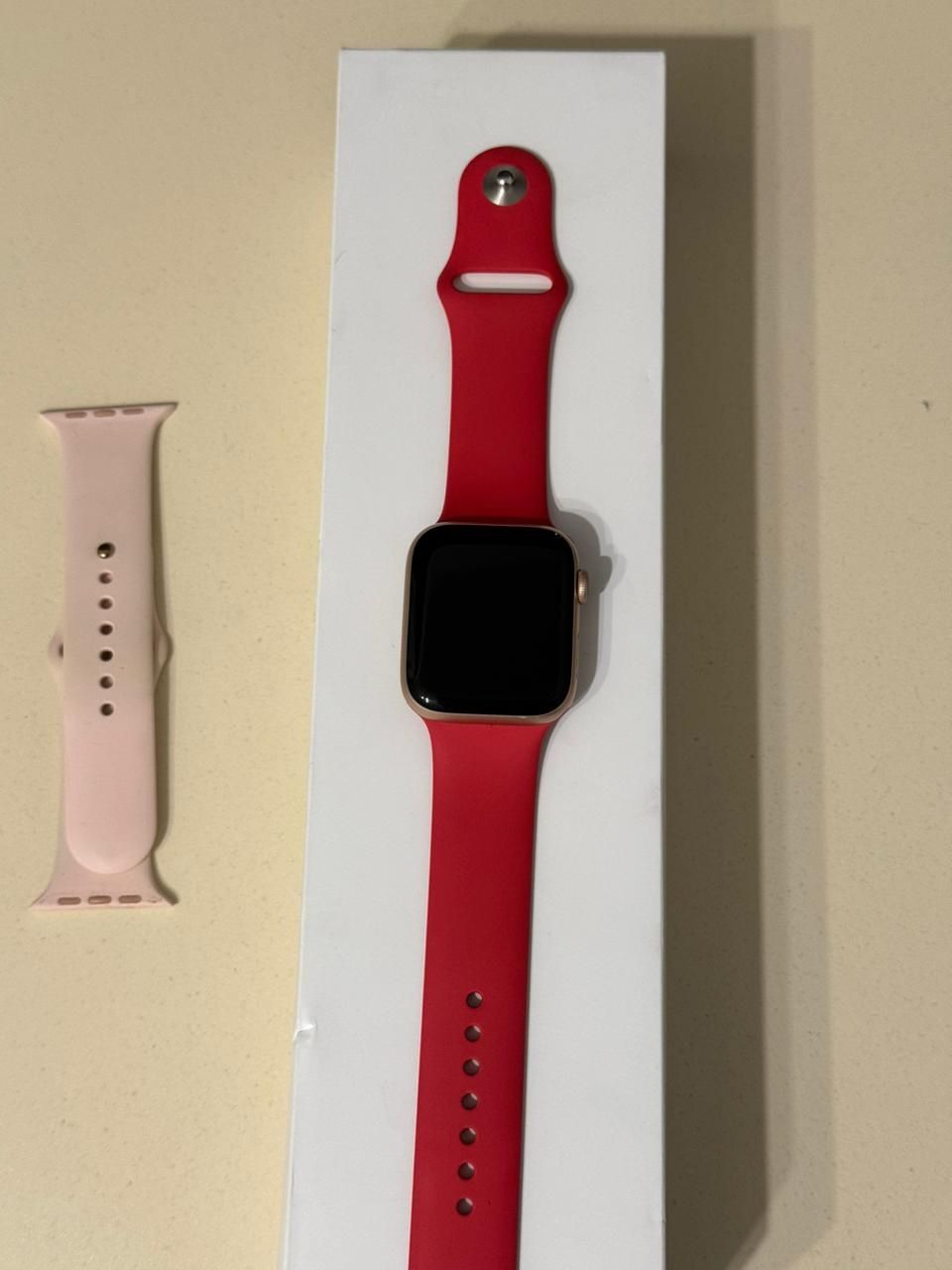 Apple watch 4, 44mm идеальное состояние
