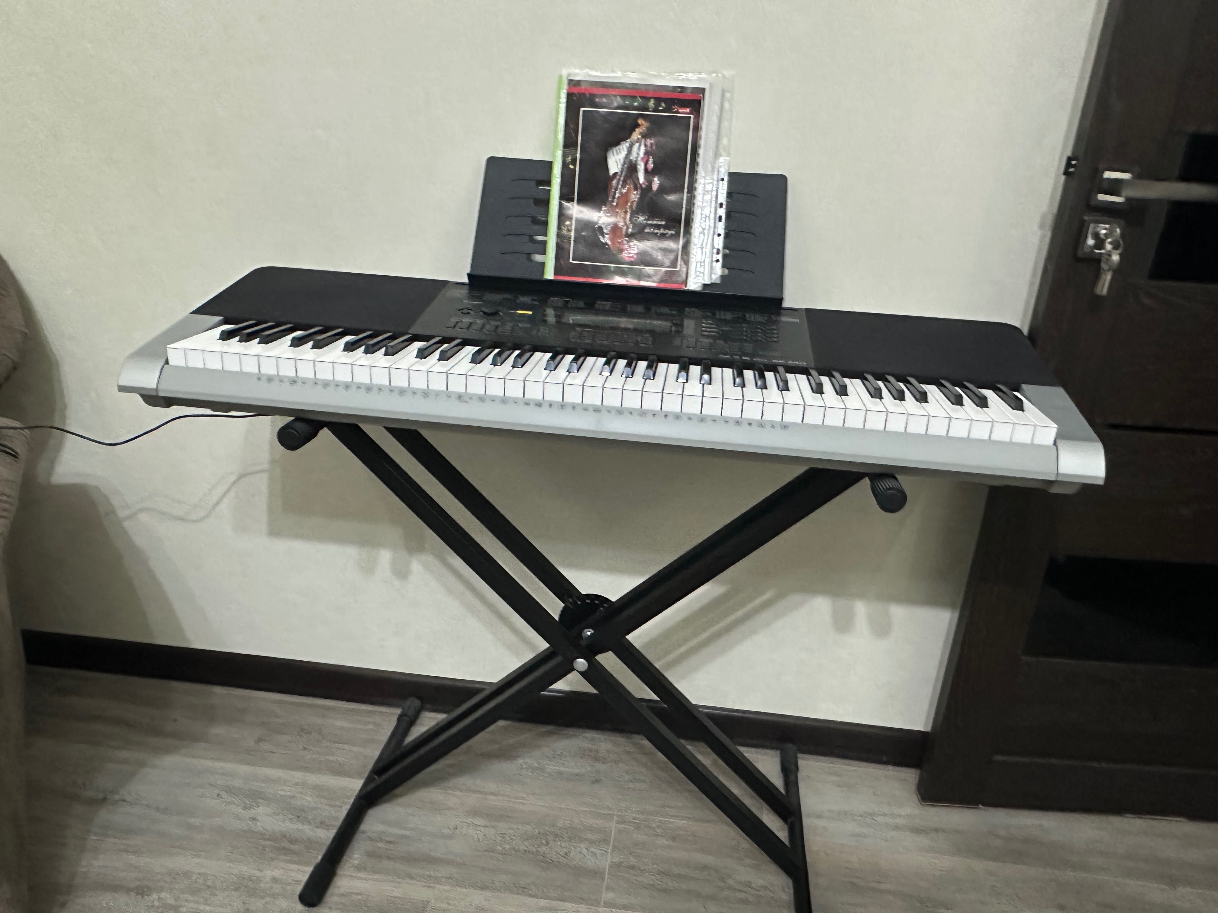 Синтезатор Casio WK-240