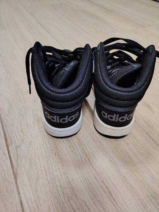 Маратонки Adidas