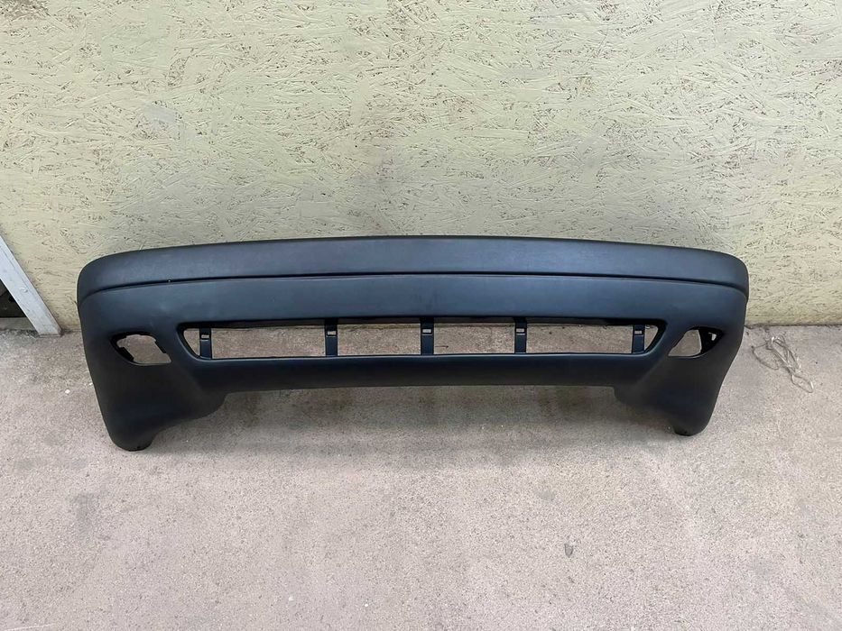 Бампер. Капот на Ауди 80 (Б3) 1988Г (Тайвань) /Audi 80 (B3) 1991гг