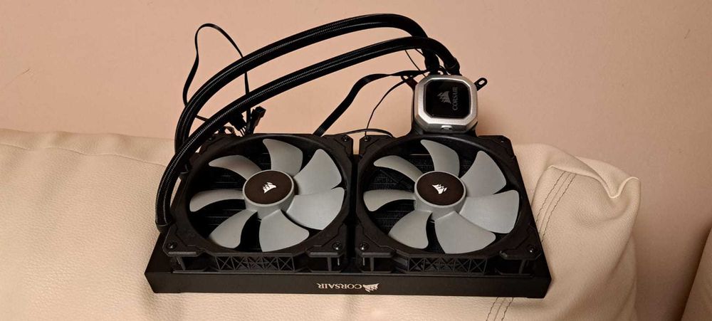 Cooler CPU Corsair Hydro Series H115i PRO RGB