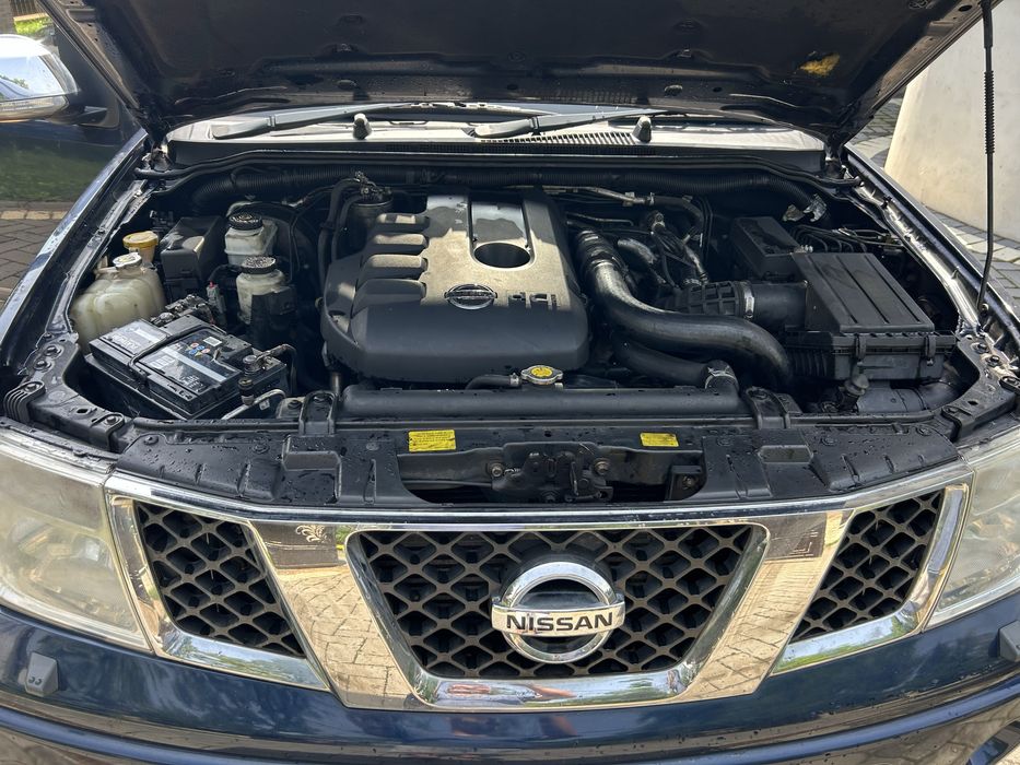 Nissan navara 2.5 diesel automat 4x4 din 2007 pickup