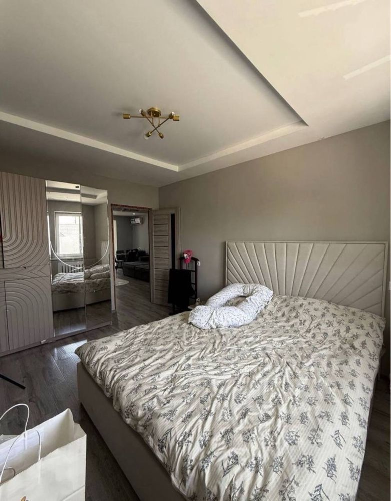 3-комнатная квартира, Ялангач, 3/5, кирпич, 70 м², мебель
