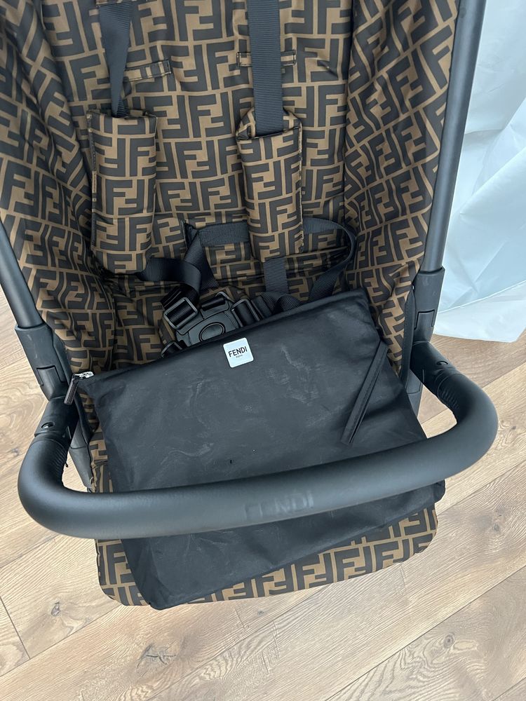 Детска количка Fendi Brown FF Logo Stroller