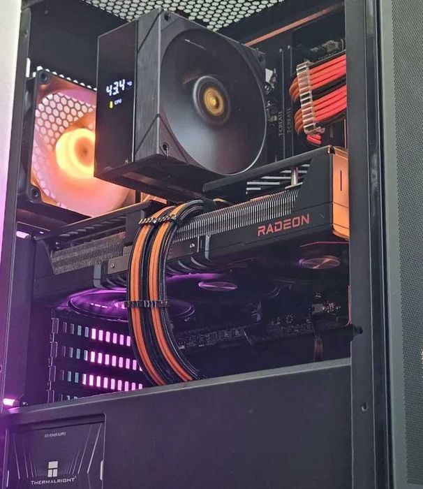 RX 9070XT/Ryzen 7-7800X3D/RAM 32GB/SSD 1TB/ Геймърски компютър DR035