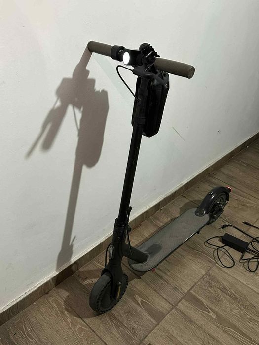Trotinetă electrică Xiaomi
