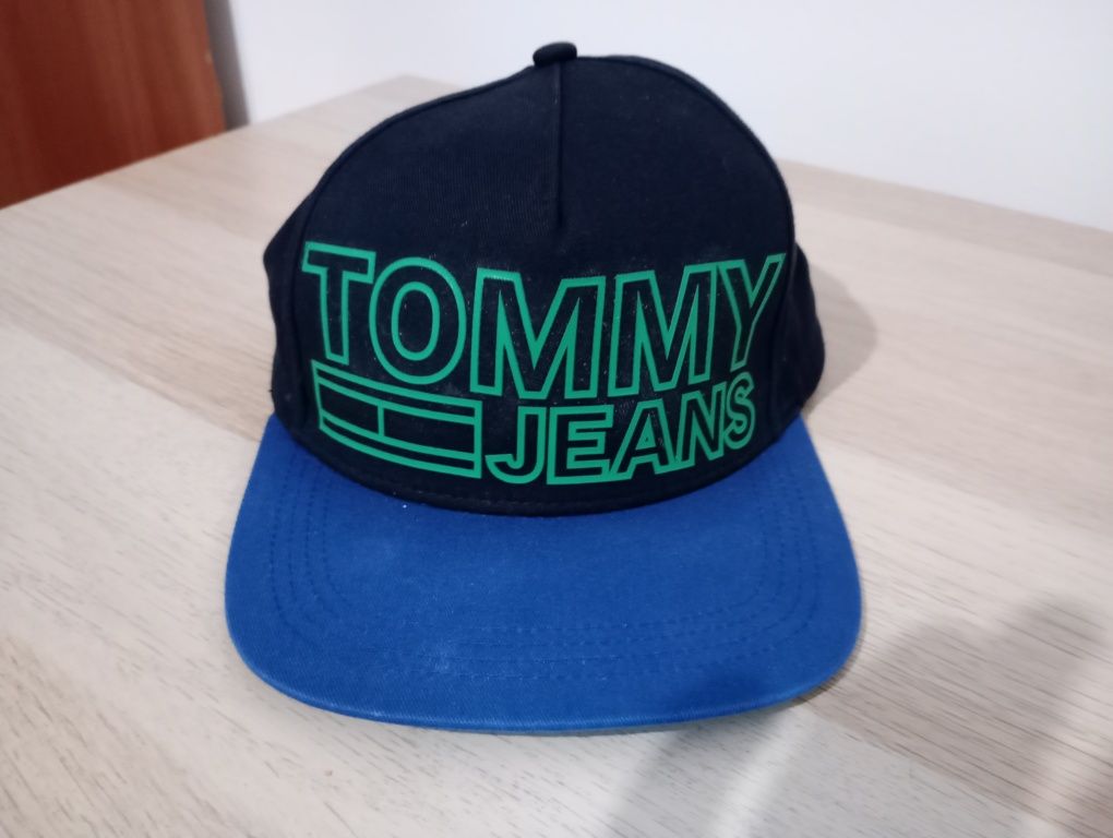 Sapca Tommy Jeans Loggo Frontal