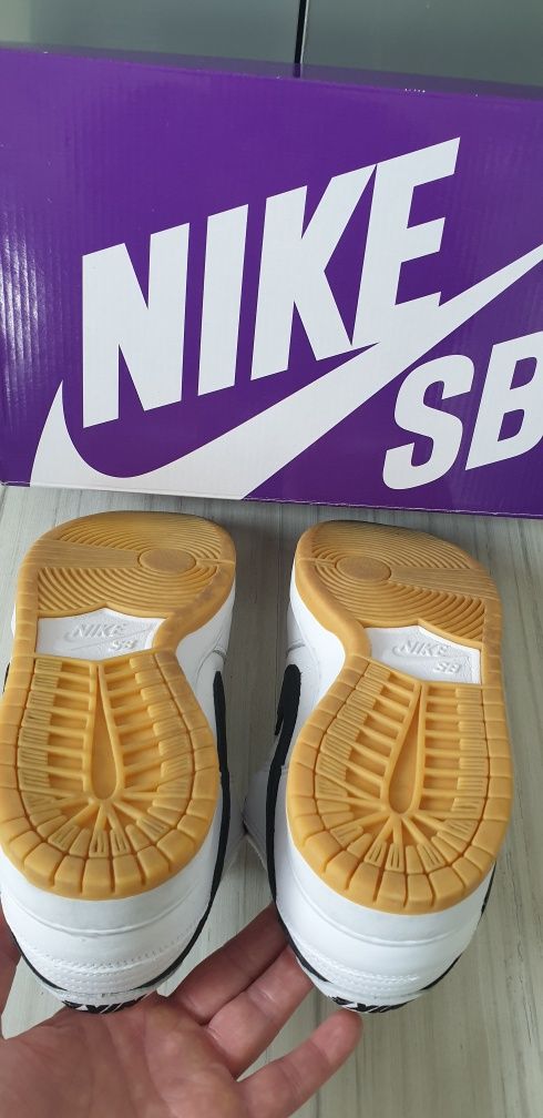 Nike SB Dunk Low Pro Mens / 42.5 /27 см. UK 8 ОРИГИНАЛ! Мъжки Кецове