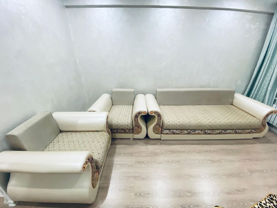 диван мебель гостиная