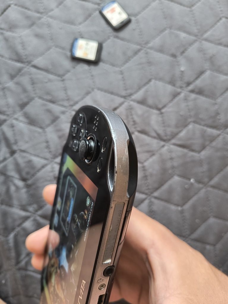 PC VITA игрова конзола