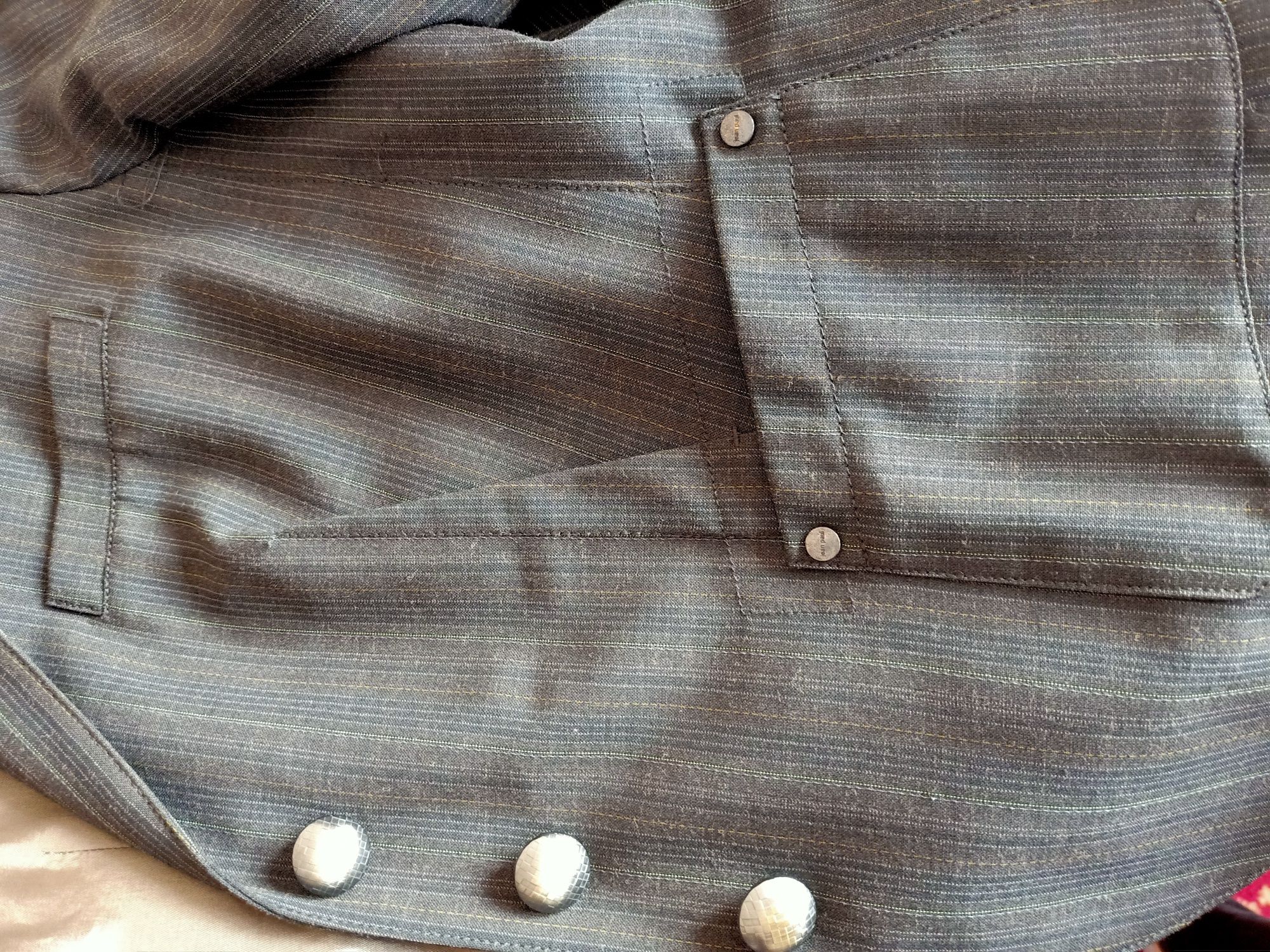 Женская одежда костьюм и брюки  Jean Poul,  производство Берлин, краси