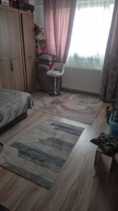 Vând garsonieră confort 1 cu loc de parcare atribuit