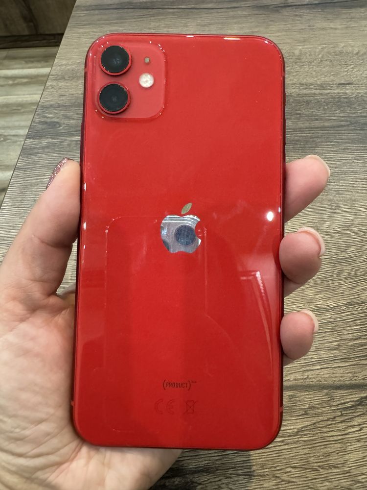 Iphone 11 Red с кутия и зарядно