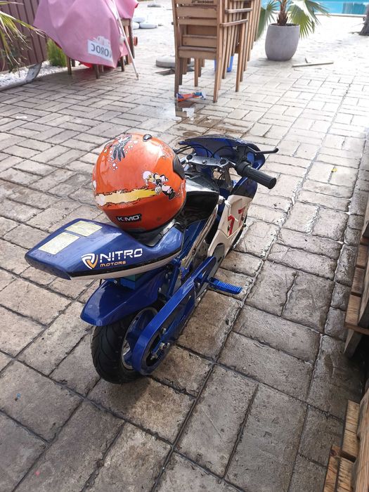 Motocicleta nitro motors