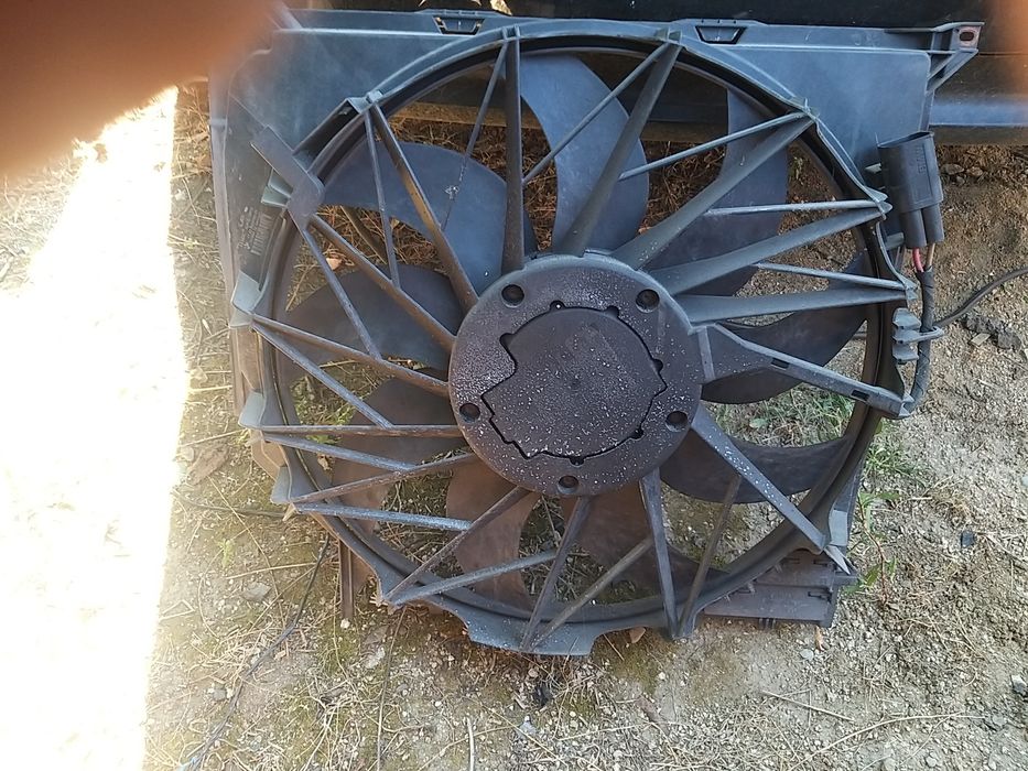 Охладителна перка за БМВ Х3 Е83 3.0D 218k.c