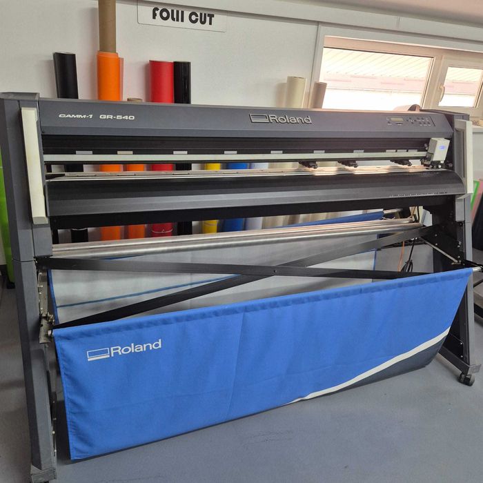 Utilaje print shop - imprimanta, cutter, utilaj taiere polistiren