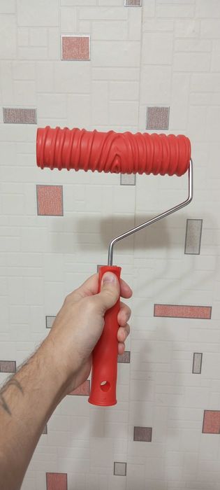 Продам новый валик для стен