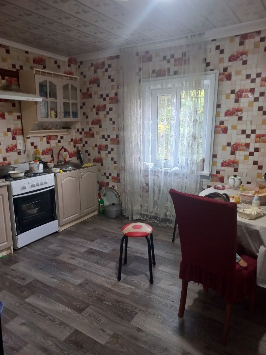 Жилой дом с Бастөбе