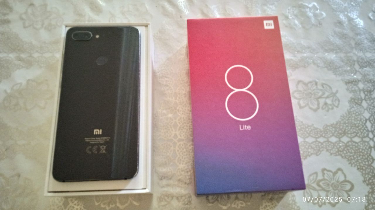 Mi 8 lite sotiladi