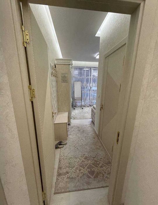 ЖК Зарафшон Сити 4 комнатная 2 этаж Бабура Рядом Пирамит Тауэр