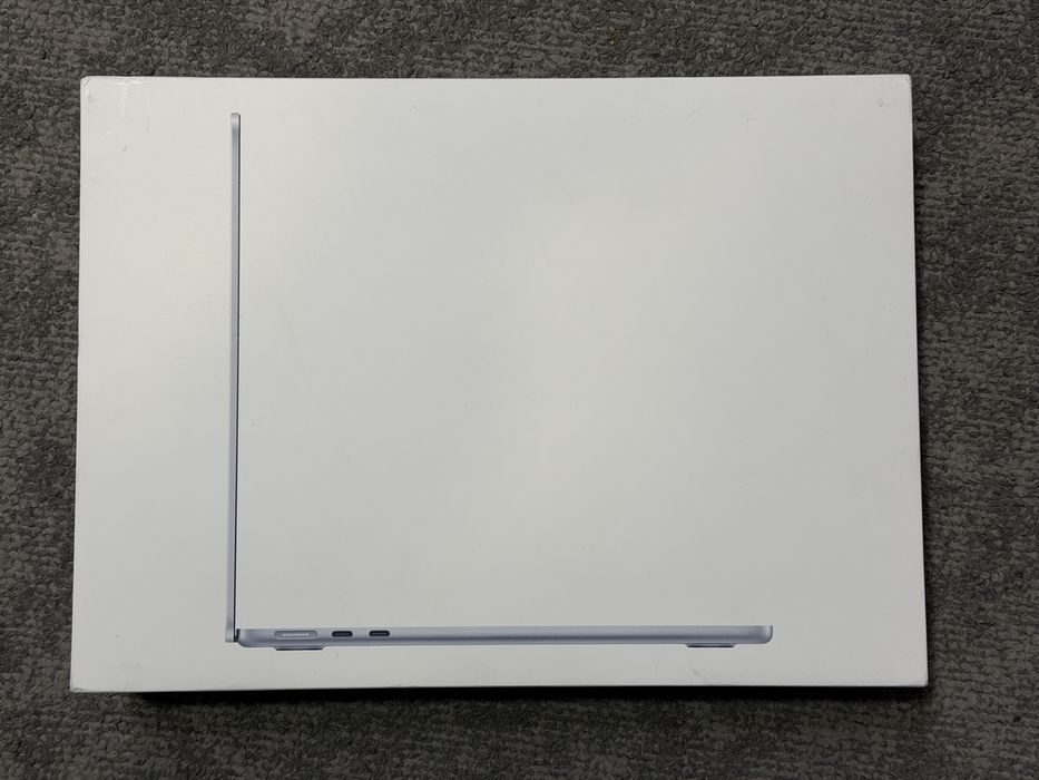 Macbook Air 13 M4 Sigilat