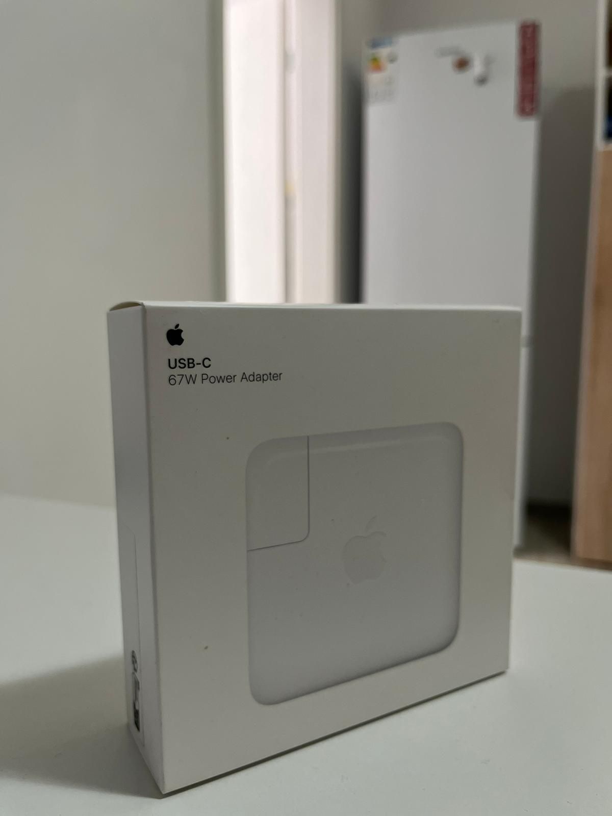 Adaptor original Apple 67W